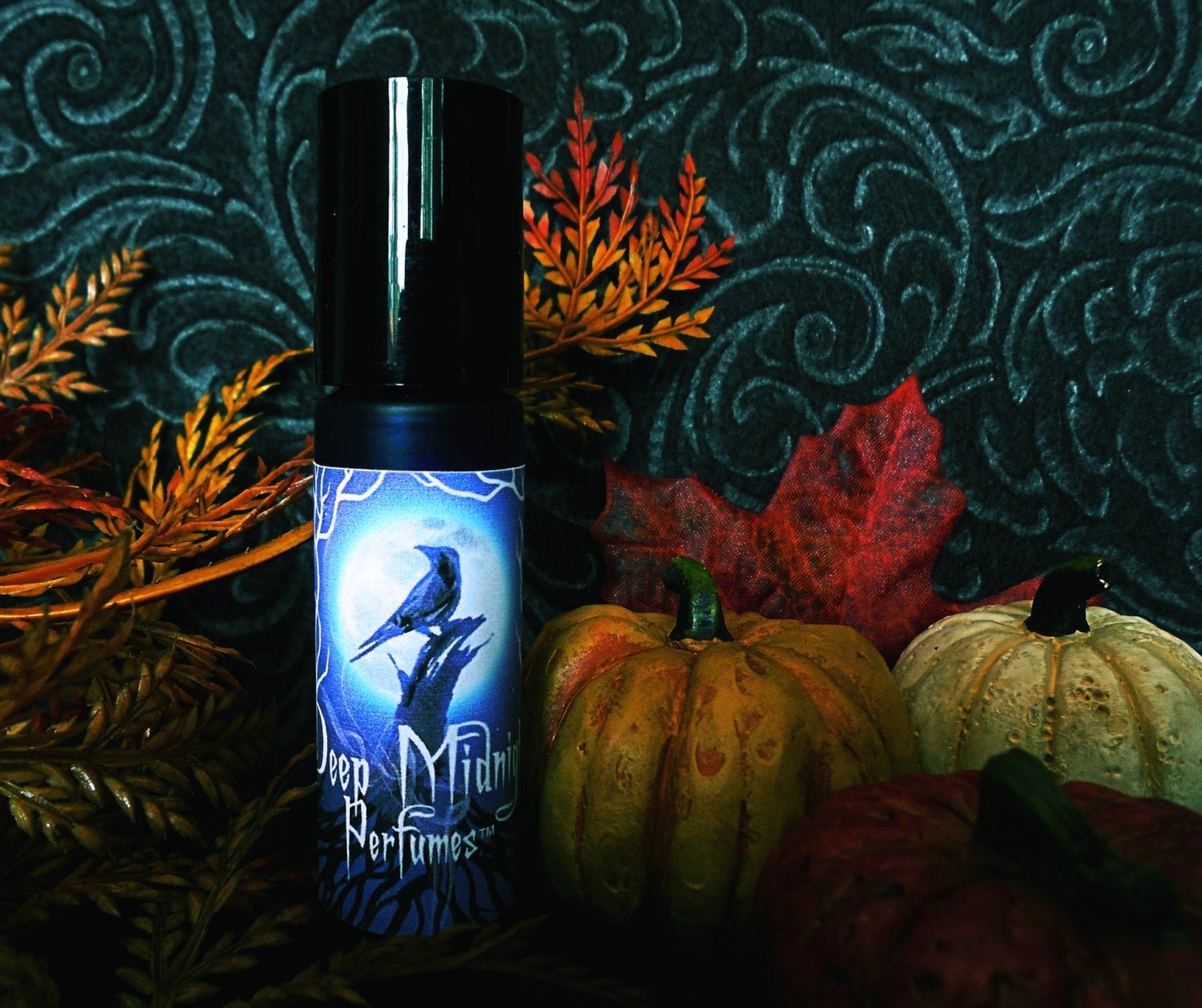 HARVEST HOME™ Perfume Oil - Tilled Earth, Cedar, Leaves, Berries, Spices, Apple, Pumpkin, Azalea Flowers - Gothic Autumn - Fall Perfume