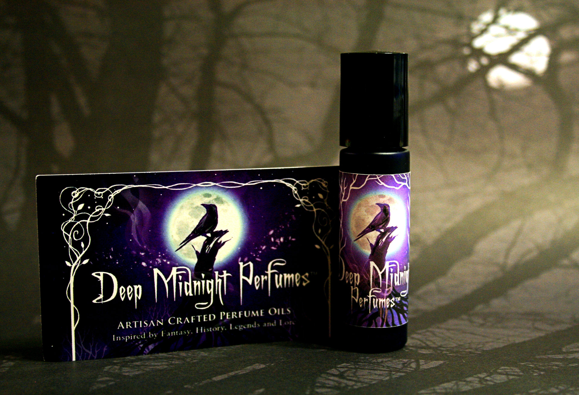 BLACK SWORD™Perfume Oil - Vetiver, Orris Root, Oakmoss, Amber, Artemisia, Lilac - Inspired by The SILMARILLION. Lord of the Rings, The Hobbit